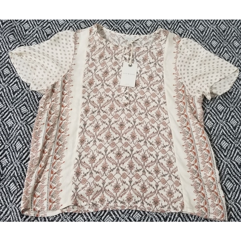 🆕️Lucky Brand floral blouse 🍀